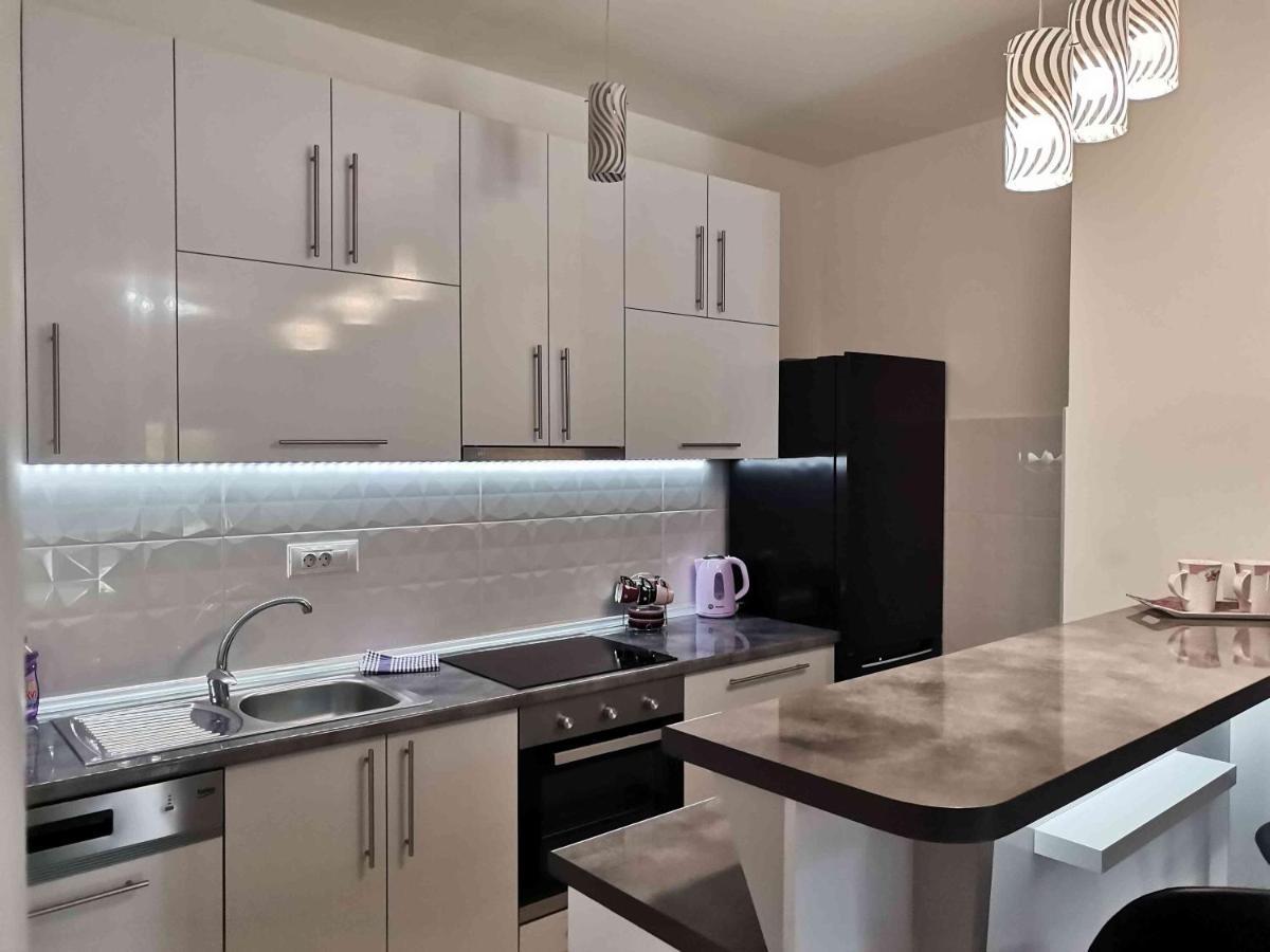 Square Apartment Banja Luka Ngoại thất bức ảnh