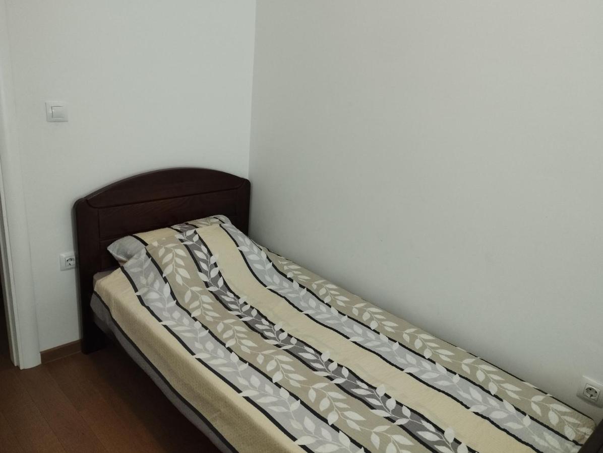 Square Apartment Banja Luka Ngoại thất bức ảnh